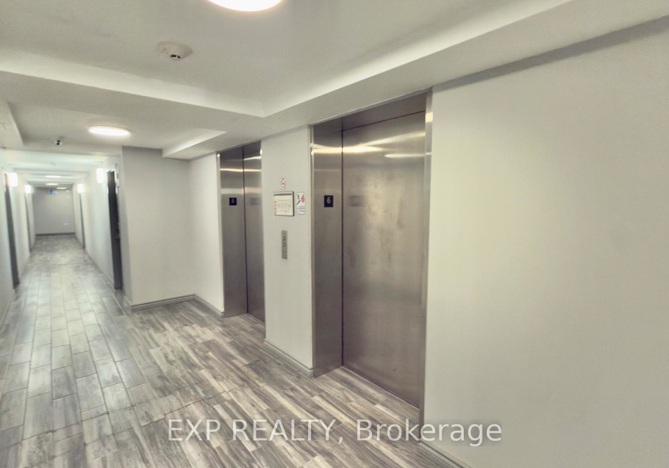 275b-larch-street-waterloo-ontario-x13571528