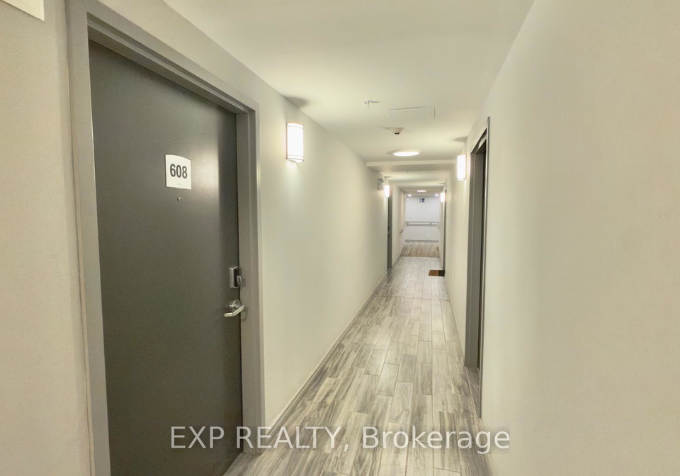 275b-larch-street-waterloo-ontario-x13571528