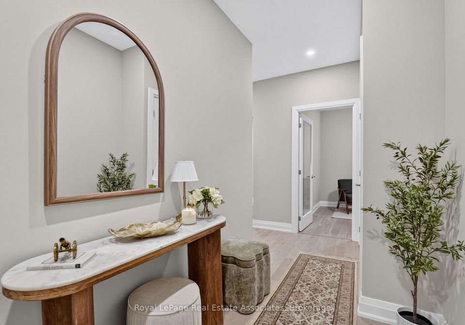 71-wyndham-street-s-guelph-ontario-x13571744