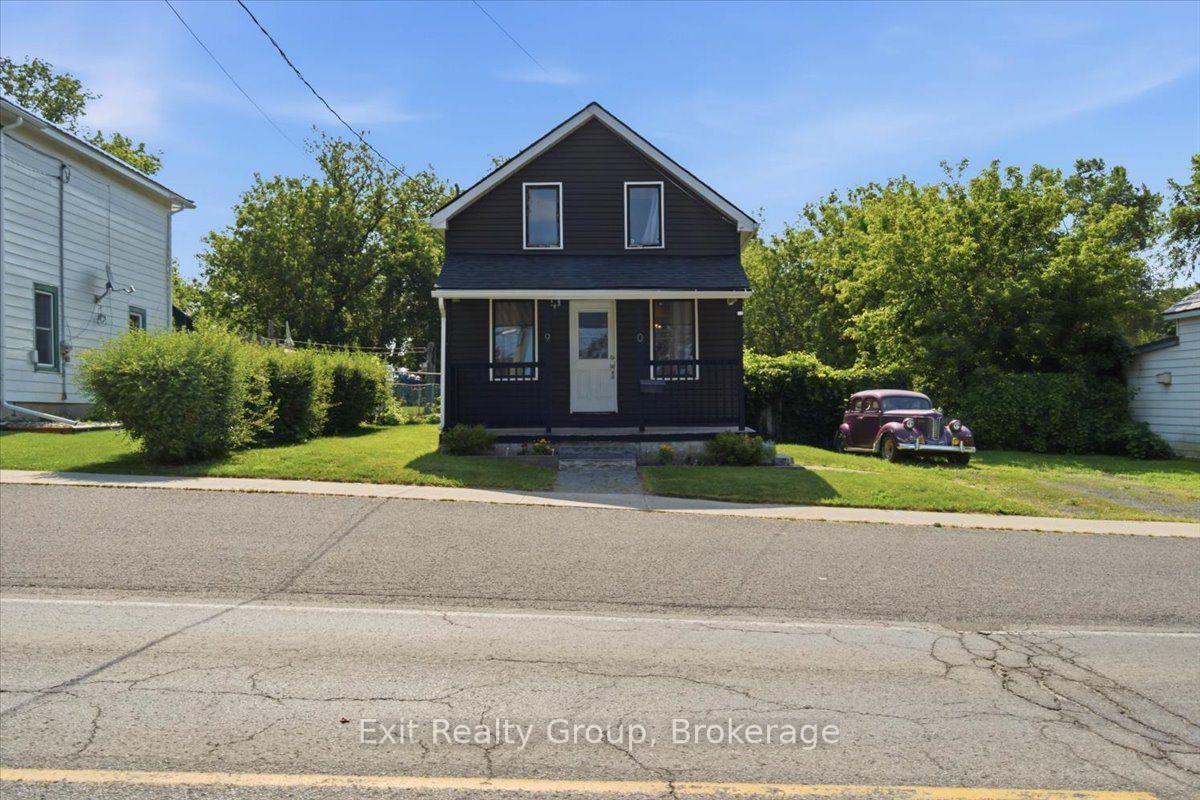 90-palace-road-greater-napanee-ontario-x13571910