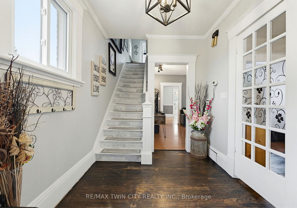 28-norwich-street-brantford-ontario-x13572106