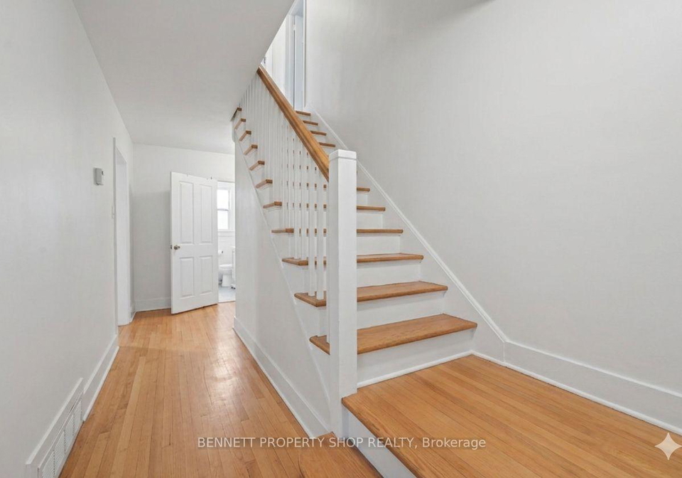 1361-summerville-avenue-ottawa-ontario-x13572110