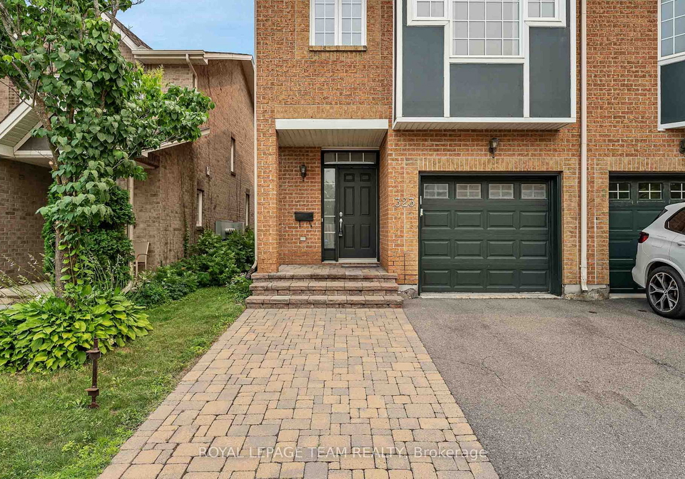 323-freedom-private-ottawa-ontario-x13572130