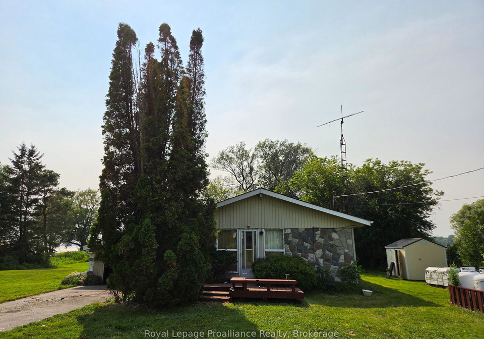 311-b-county-road-29-prince-edward-county-ontario-x13572264