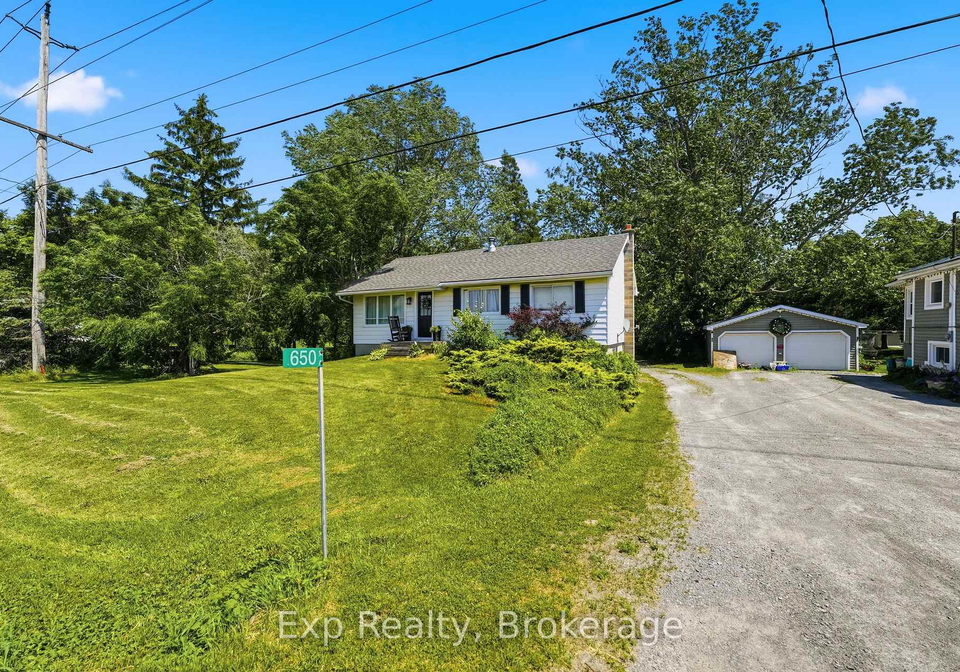 650-county-road-5-prince-edward-county-ontario-x13572320