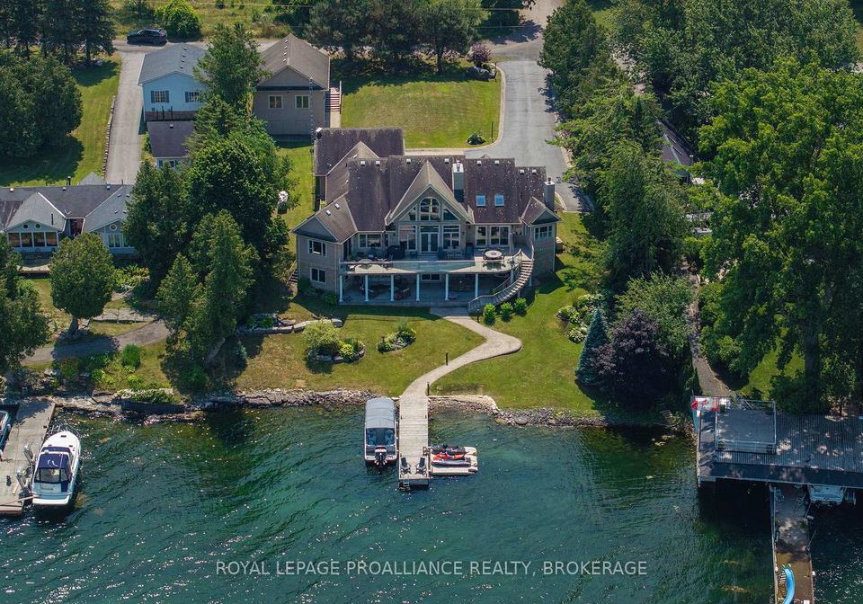 31-leavis-shores-frontenac-islands-ontario-x13572502