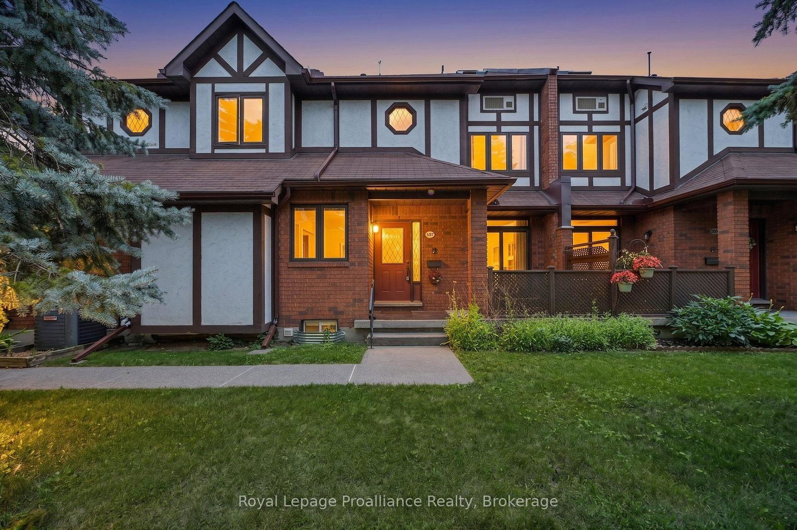 245-elgin-street-w-cobourg-ontario-x13572552