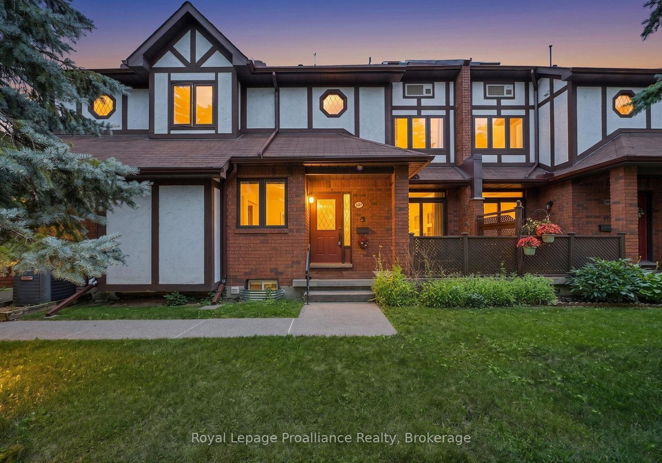 245-elgin-street-w-cobourg-ontario-x13572552
