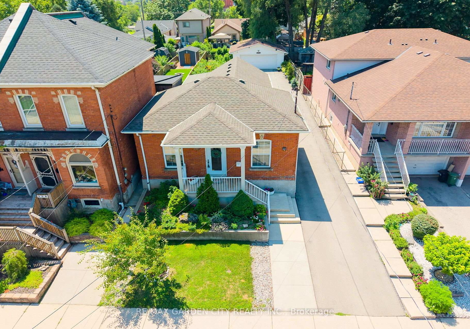 156-simcoe-street-e-hamilton-ontario-x13572560