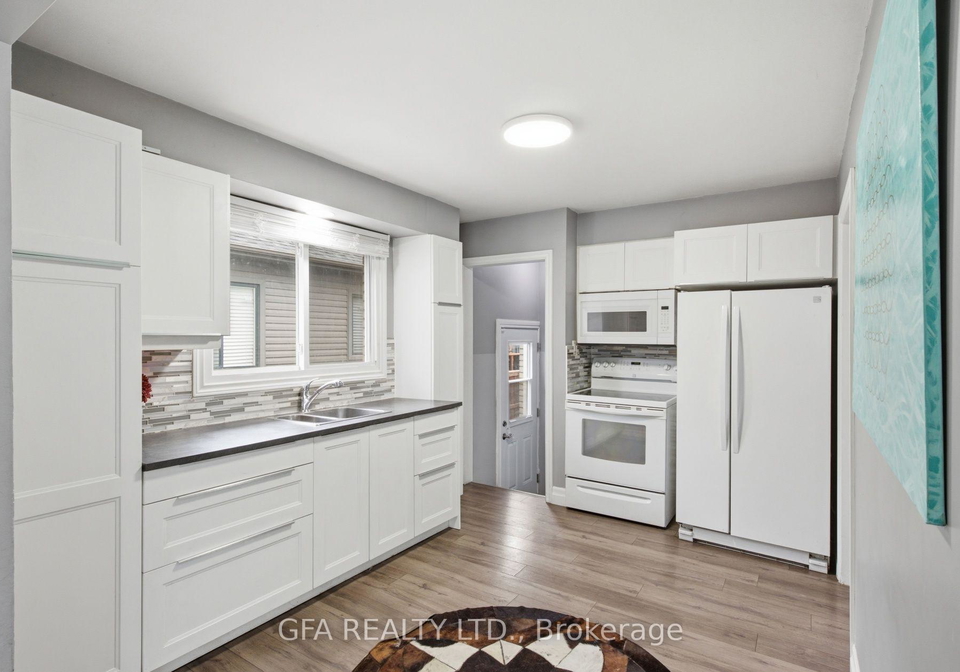 13-mercer-road-cambridge-ontario-x13572620