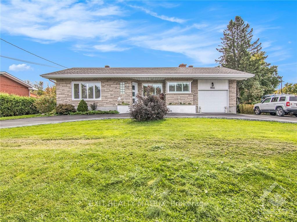 954-notre-dame-street-russell-ontario-x13572774