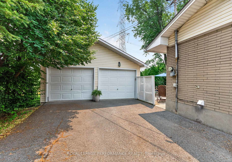 27-ilkley-crescent-ottawa-ontario-x13572844