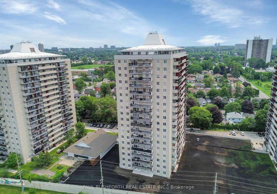 158-b-mcarthur-avenue-ottawa-ontario-x13572902