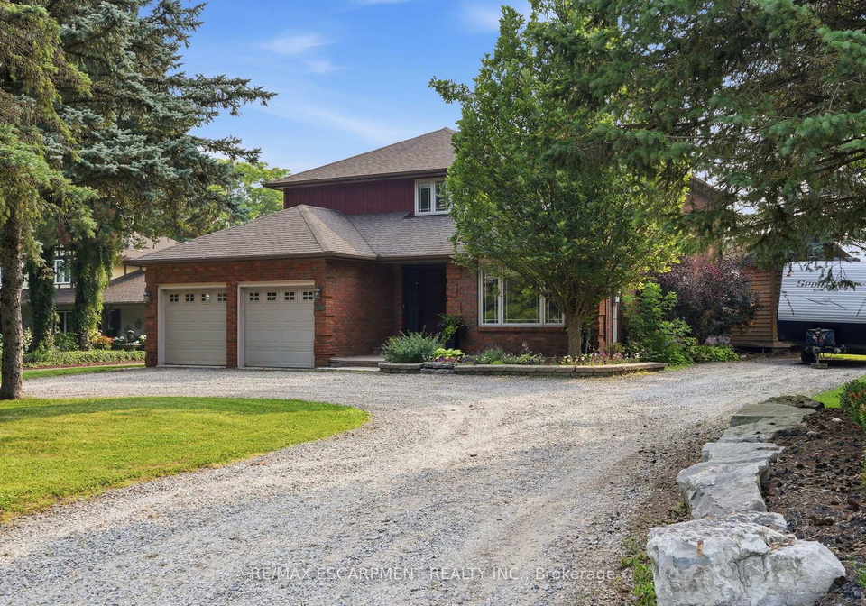 108-highway-52-hamilton-ontario-x13572972