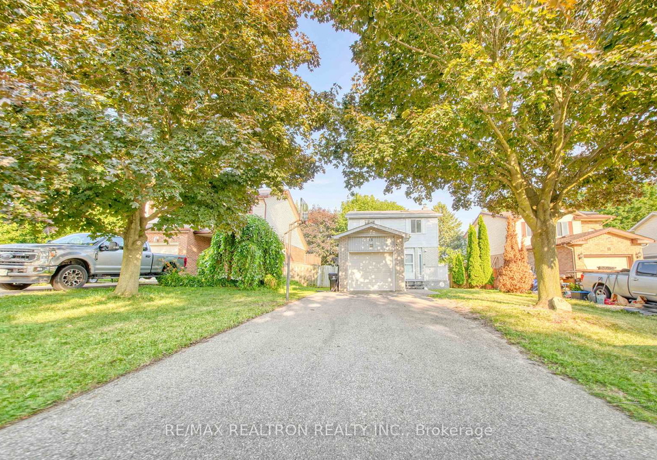 15-glendan-court-cambridge-ontario-x13572984