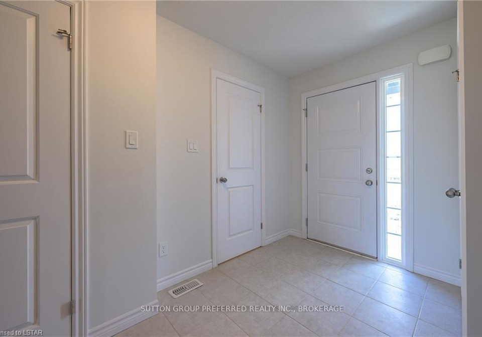 341-kennington-way-london-south-ontario-x13573076