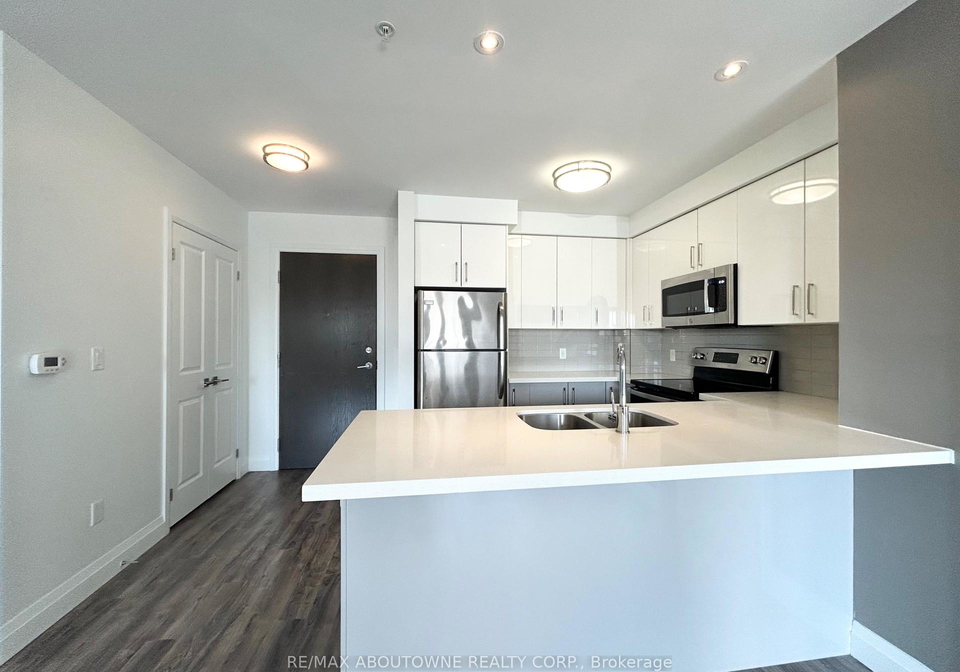 460b-belmont-avenue-w-kitchener-ontario-x13573160