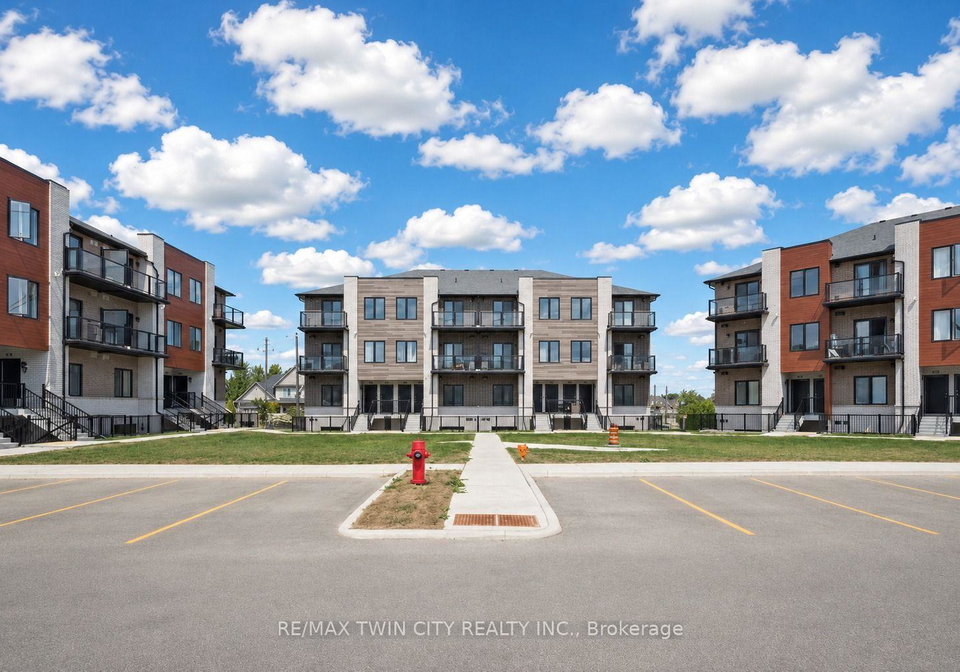 10-south-creek-drive-kitchener-ontario-x13573304