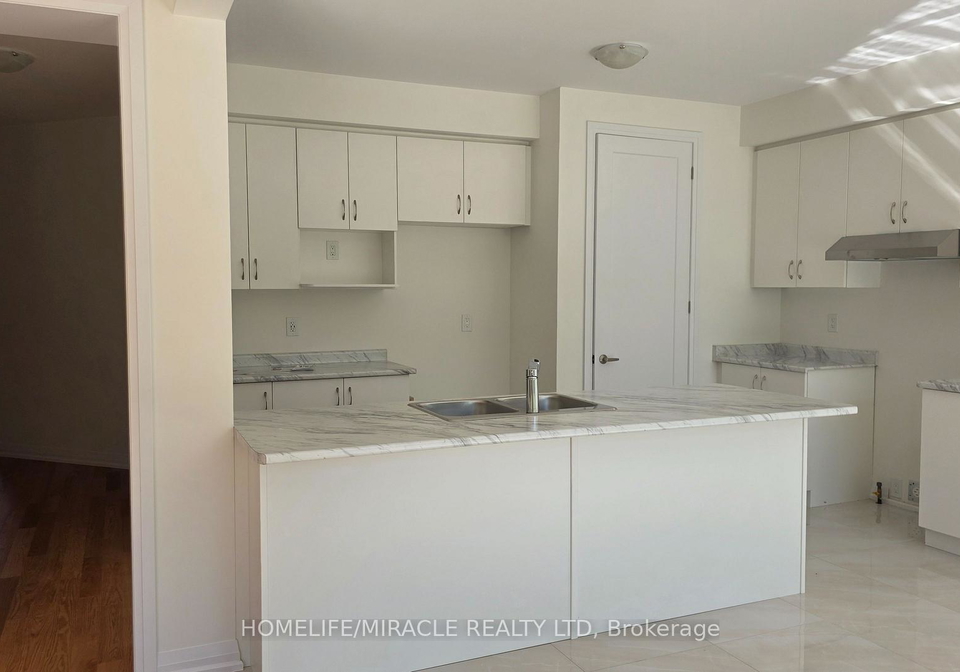 110-adeline-crescent-kitchener-ontario-x13573362