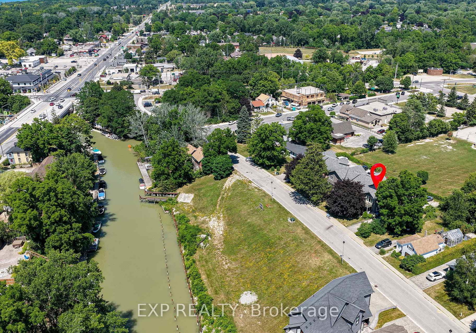 1sauble-river-road-lambton-shores-ontario-x13573618