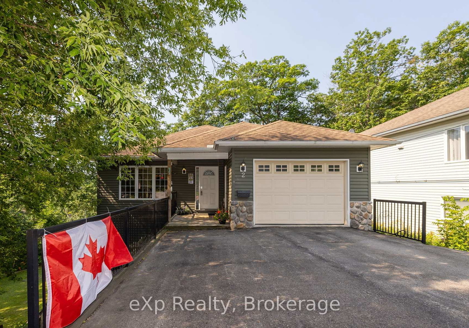 2-mann-avenue-n-parry-sound-ontario-x13573636