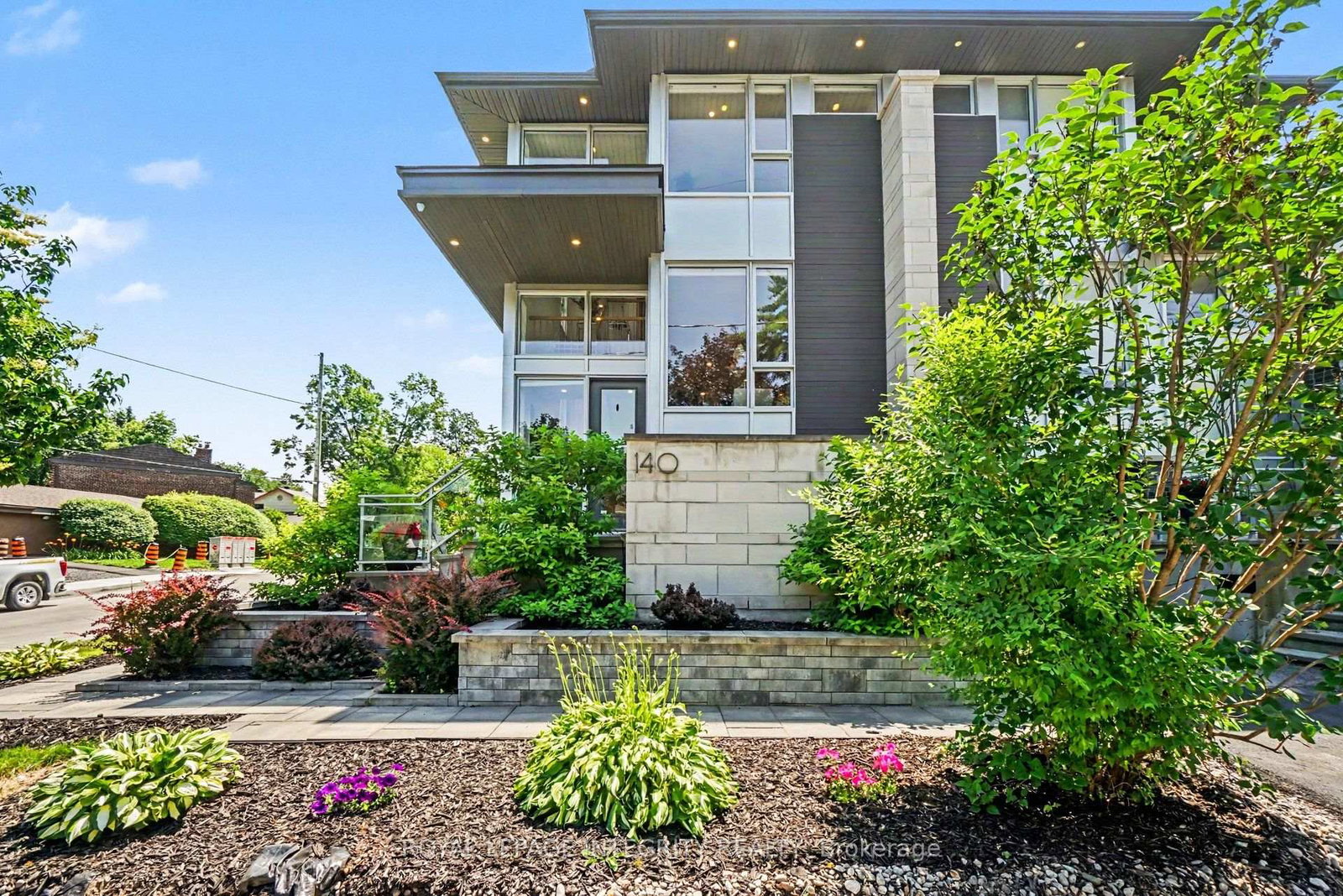 140-clare-street-ottawa-ontario-x13573740