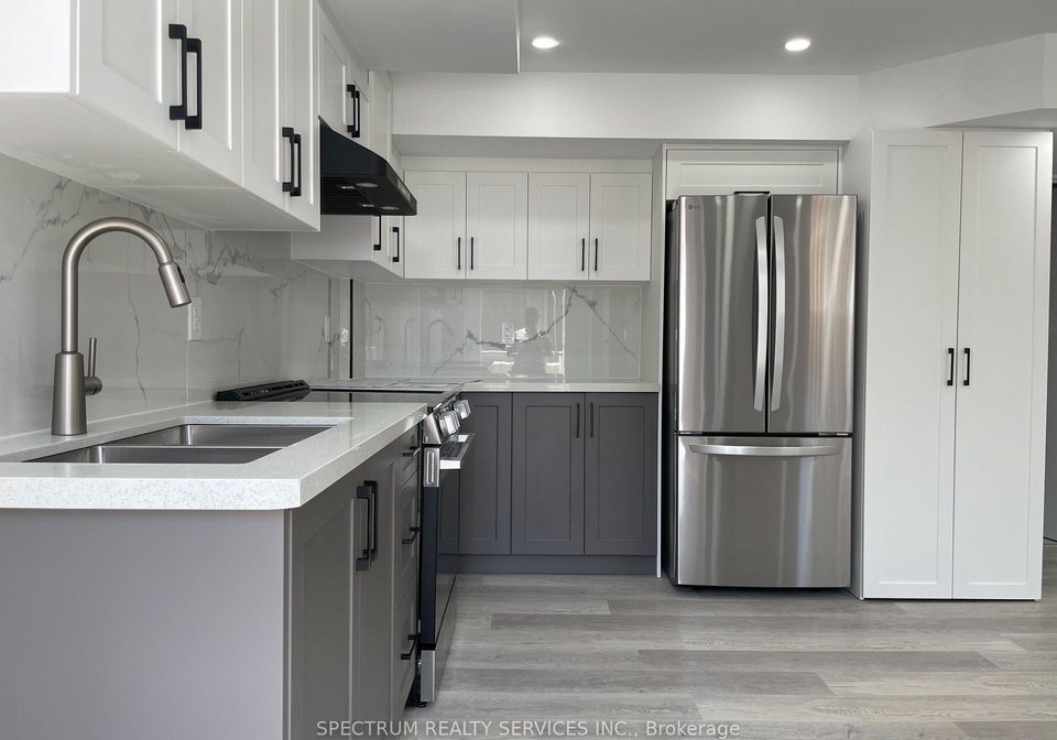 27-yale-drive-hamilton-ontario-x13573782