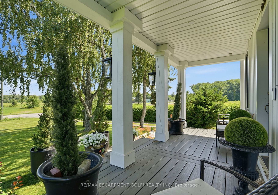 219-ridge-road-w-grimsby-ontario-x13573784