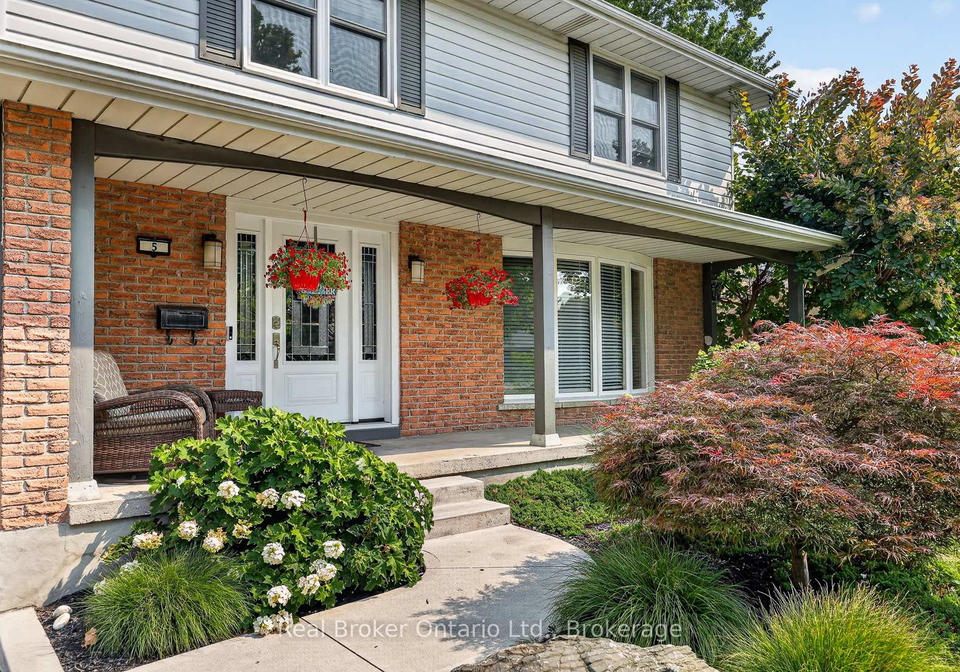 5-gardiner-place-woodstock-ontario-x13573870