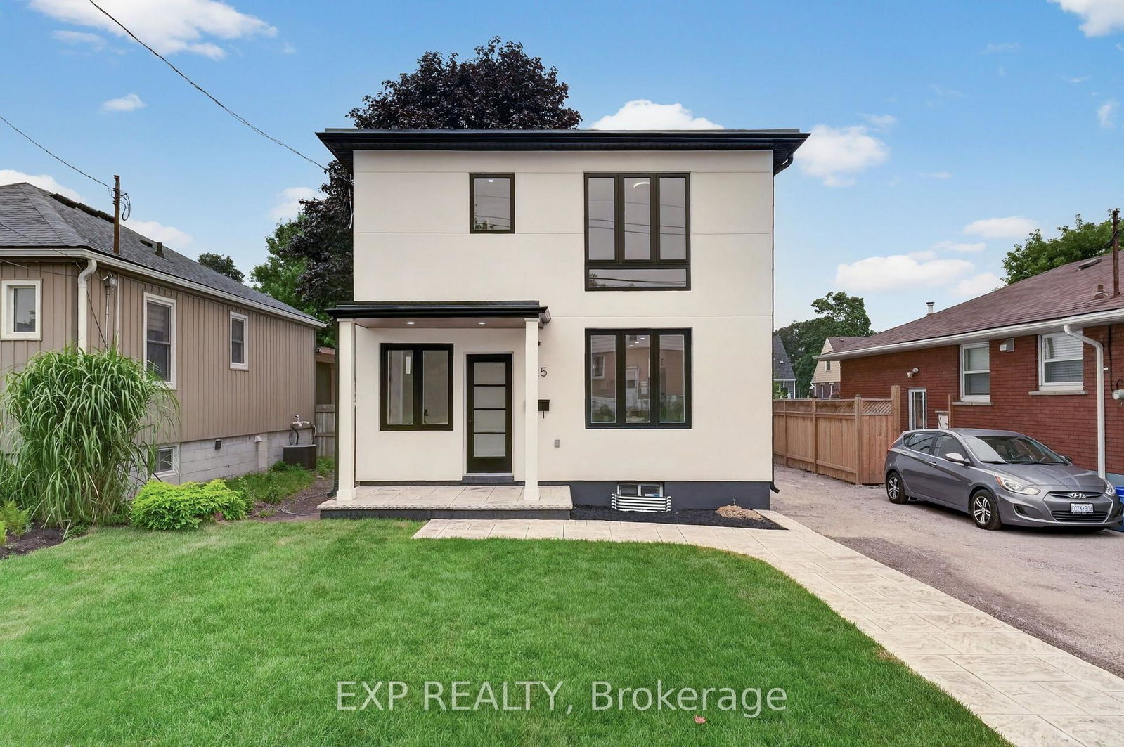 325-queensdale-avenue-e-hamilton-ontario-x13573986