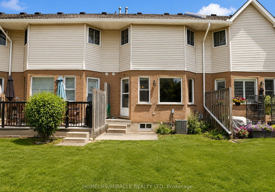 10-holborn-court-kitchener-ontario-x13574004
