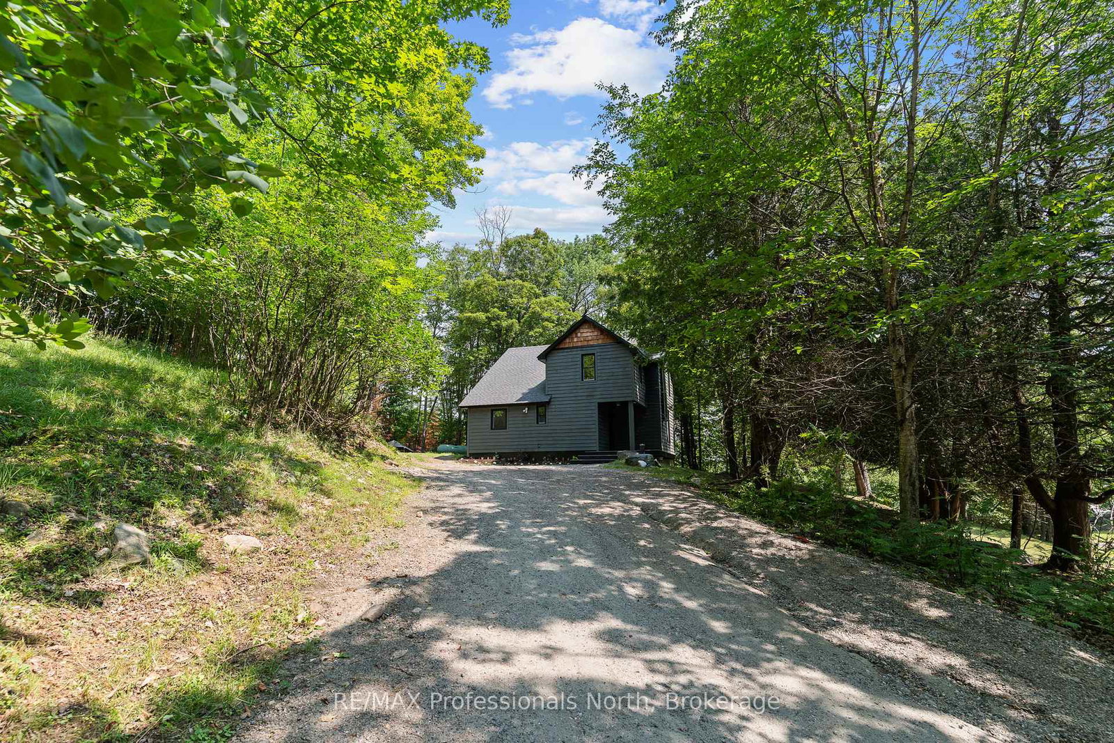 501-mountain-street-dysart-et-al-ontario-x13574038
