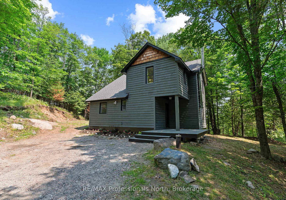 501-mountain-street-dysart-et-al-ontario-x13574038
