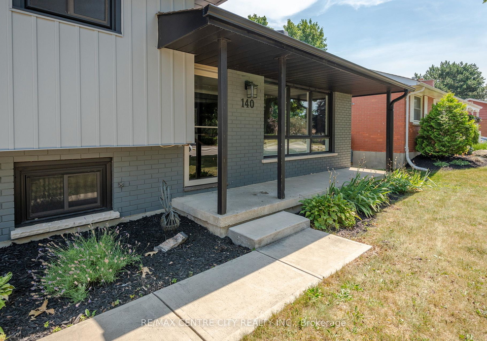 140-oakwood-place-thames-centre-ontario-x13574204