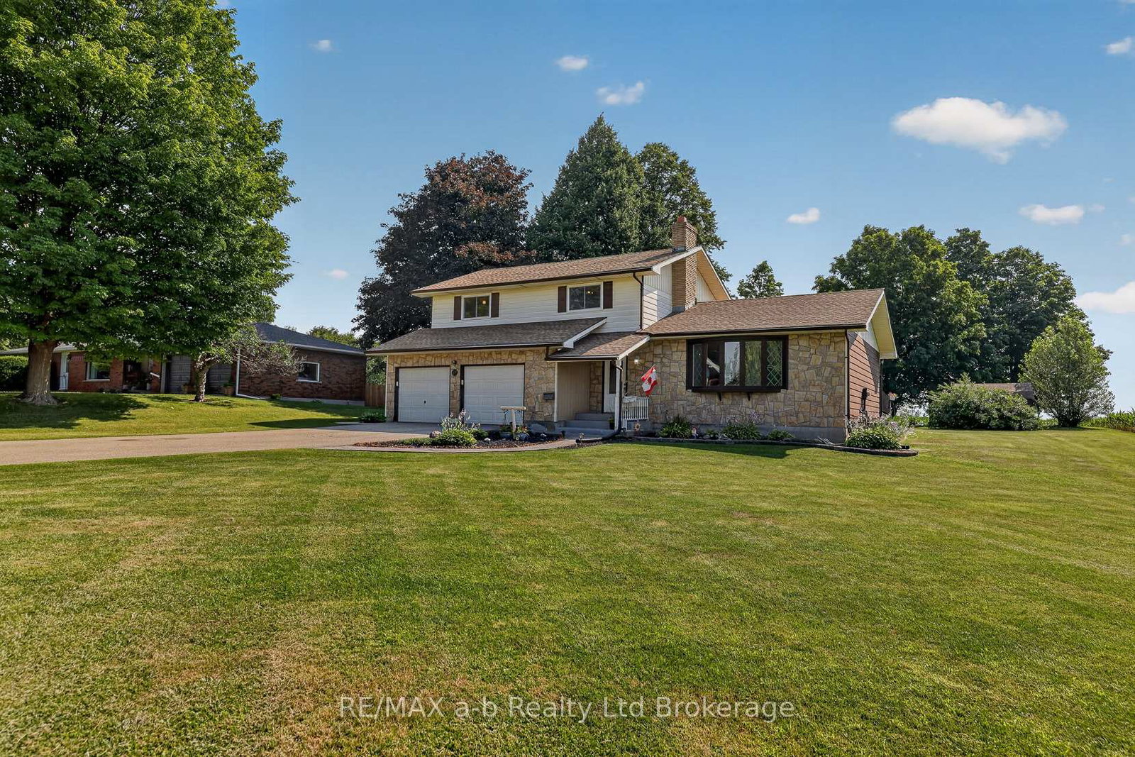 23-burgess-street-norwich-ontario-x13574234