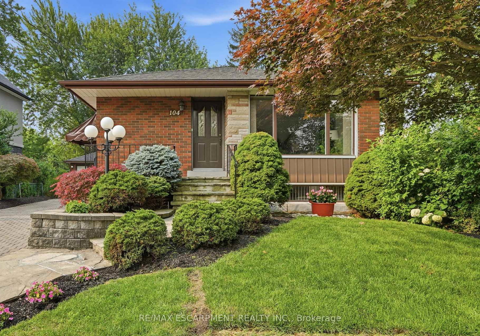 104-dallas-avenue-hamilton-ontario-x13574314