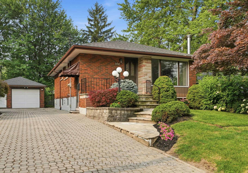 104-dallas-avenue-hamilton-ontario-x13574314