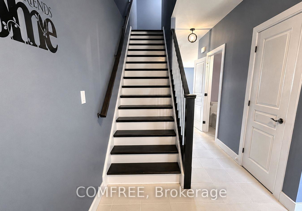2024-wateroak-drive-london-north-ontario-x13574320