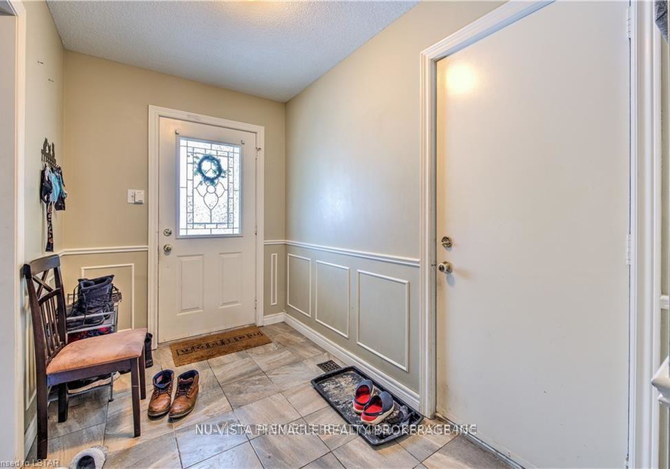 1263-aldersbrook-road-london-north-ontario-x13574376