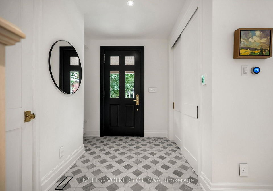 31-woodlawn-avenue-ottawa-ontario-x13574792