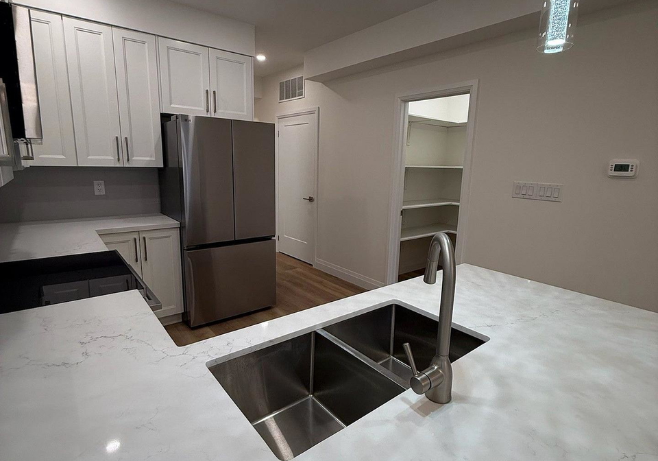 576b-guelph-street-kitchener-ontario-x13574794