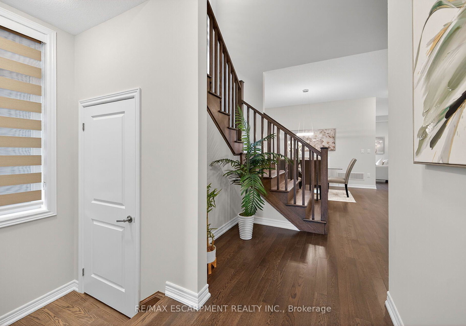 67-starfire-crescent-hamilton-ontario-x13574816