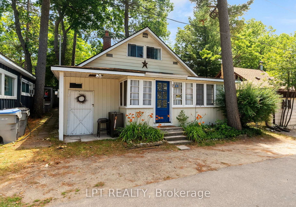 30-woodward-avenue-lambton-shores-ontario-x13574828
