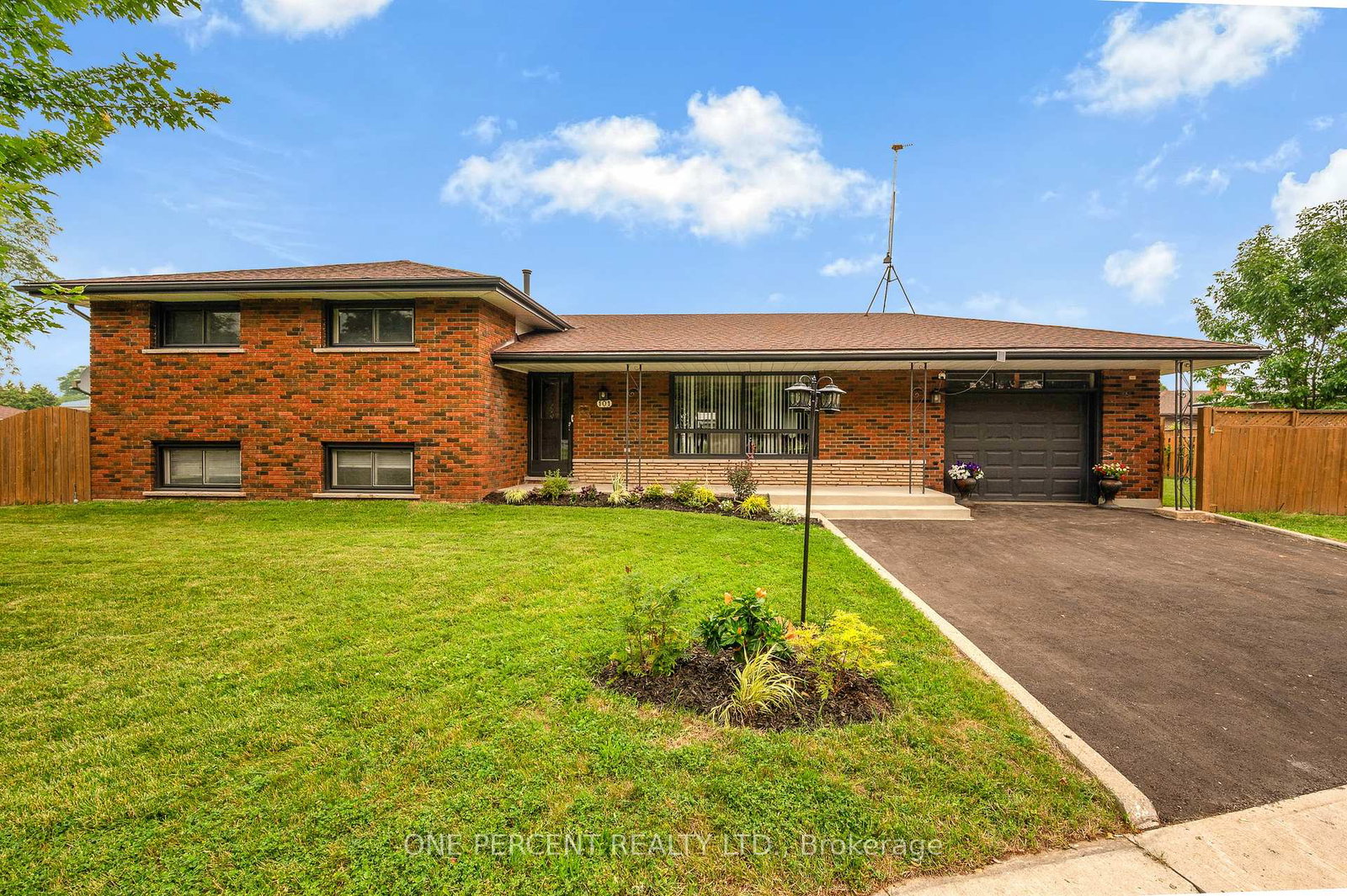 101-kentley-drive-hamilton-ontario-x13574870