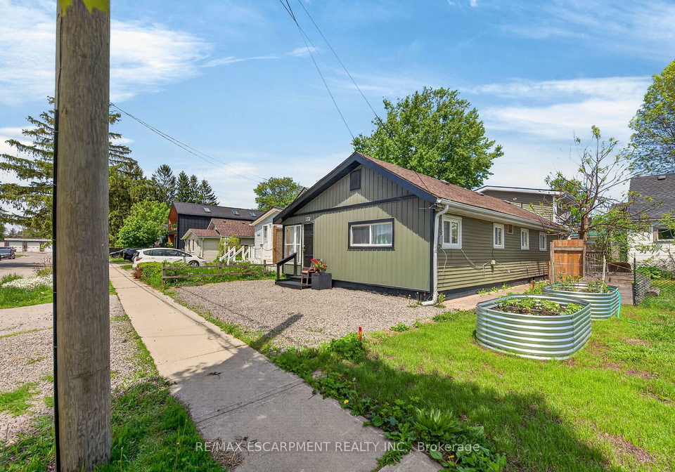3824-roxborough-avenue-fort-erie-ontario-x13574874