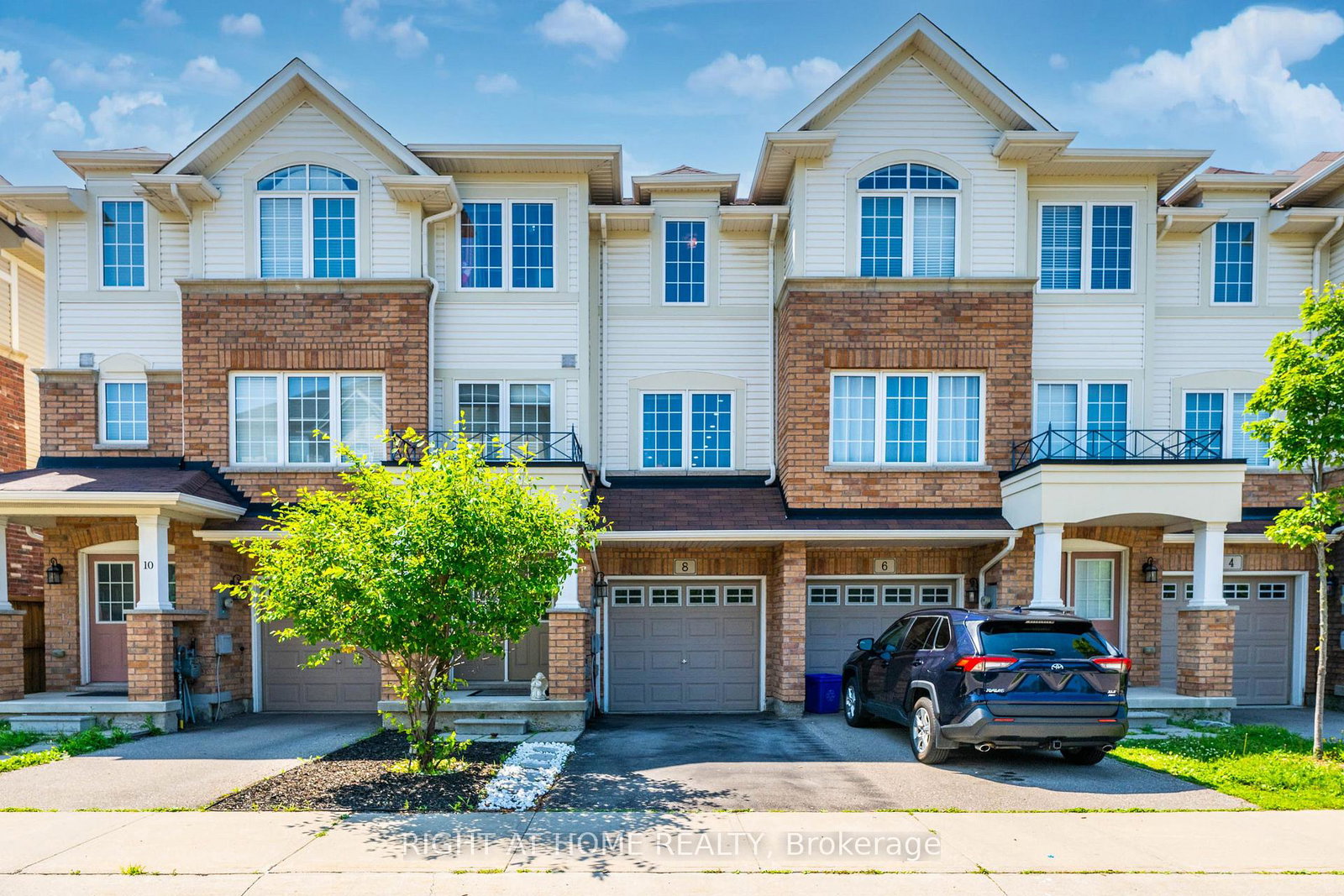 8-kenridge-terrace-hamilton-ontario-x13574876