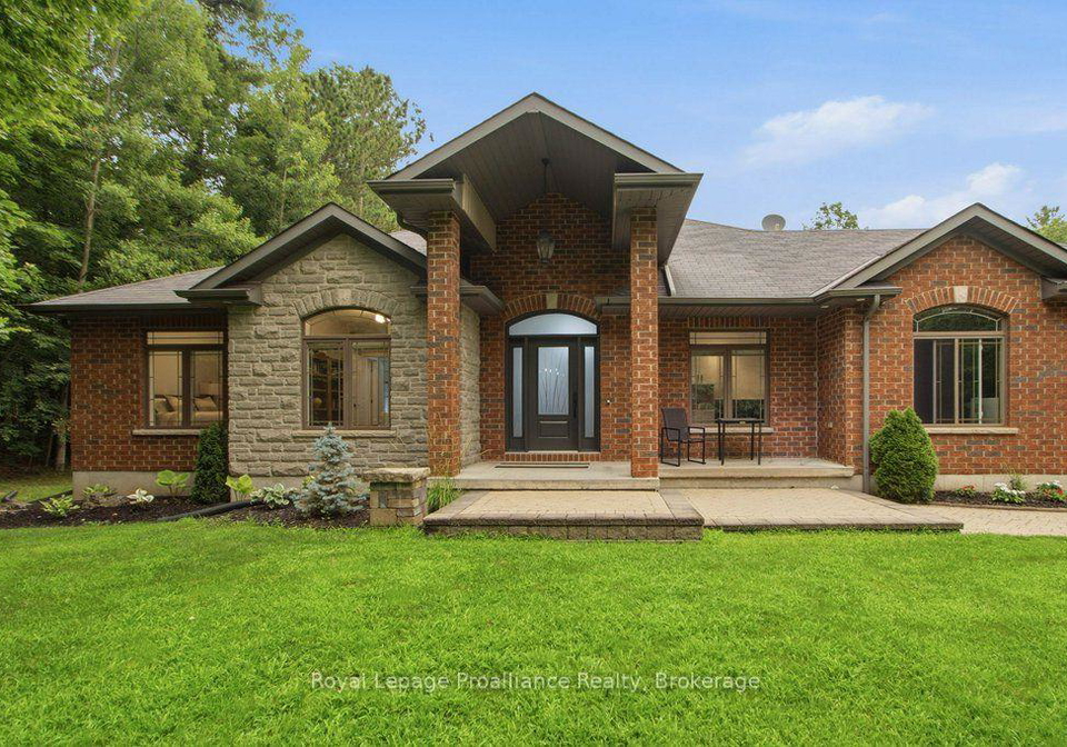 52-oak-ridge-drive-quinte-west-ontario-x13575186