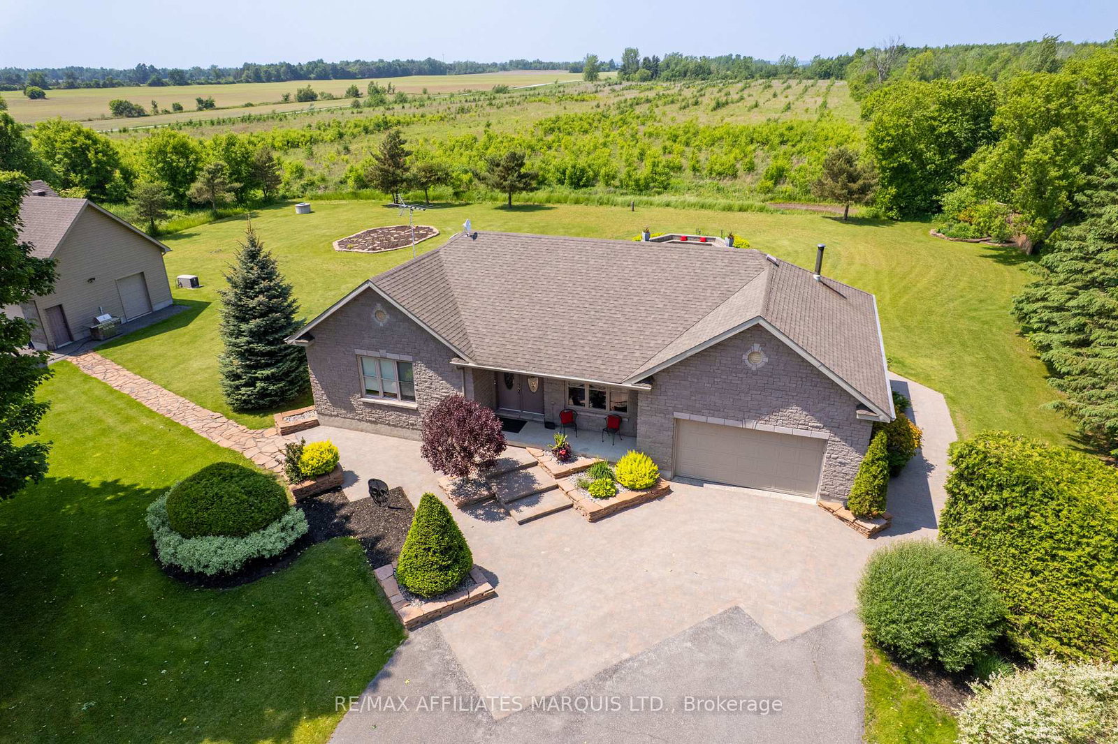 17623-sandringham-road-north-stormont-ontario-x13575272