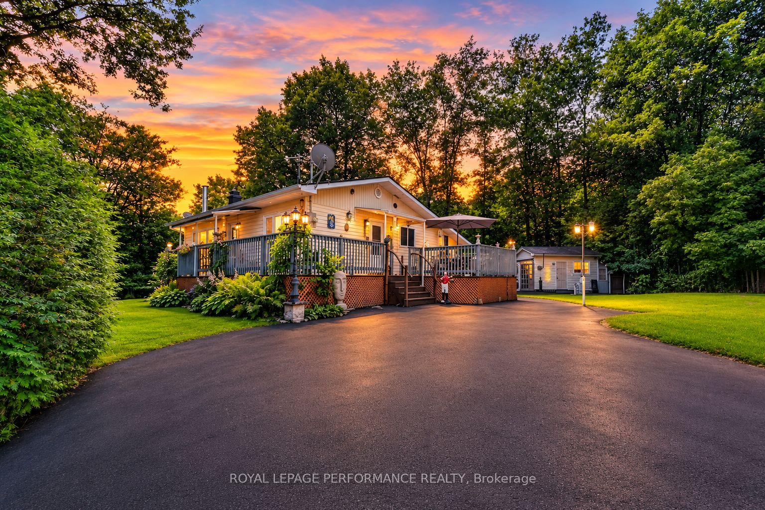 22197-parkhill-circle-south-glengarry-ontario-x13575286