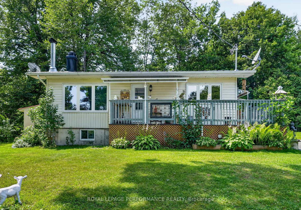 22197-parkhill-circle-south-glengarry-ontario-x13575286